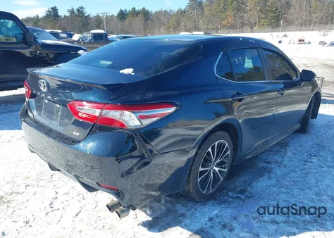2018 Toyota Camry Se z USA, uszkodzony, nr VIN 4T1B11HK8JU545497